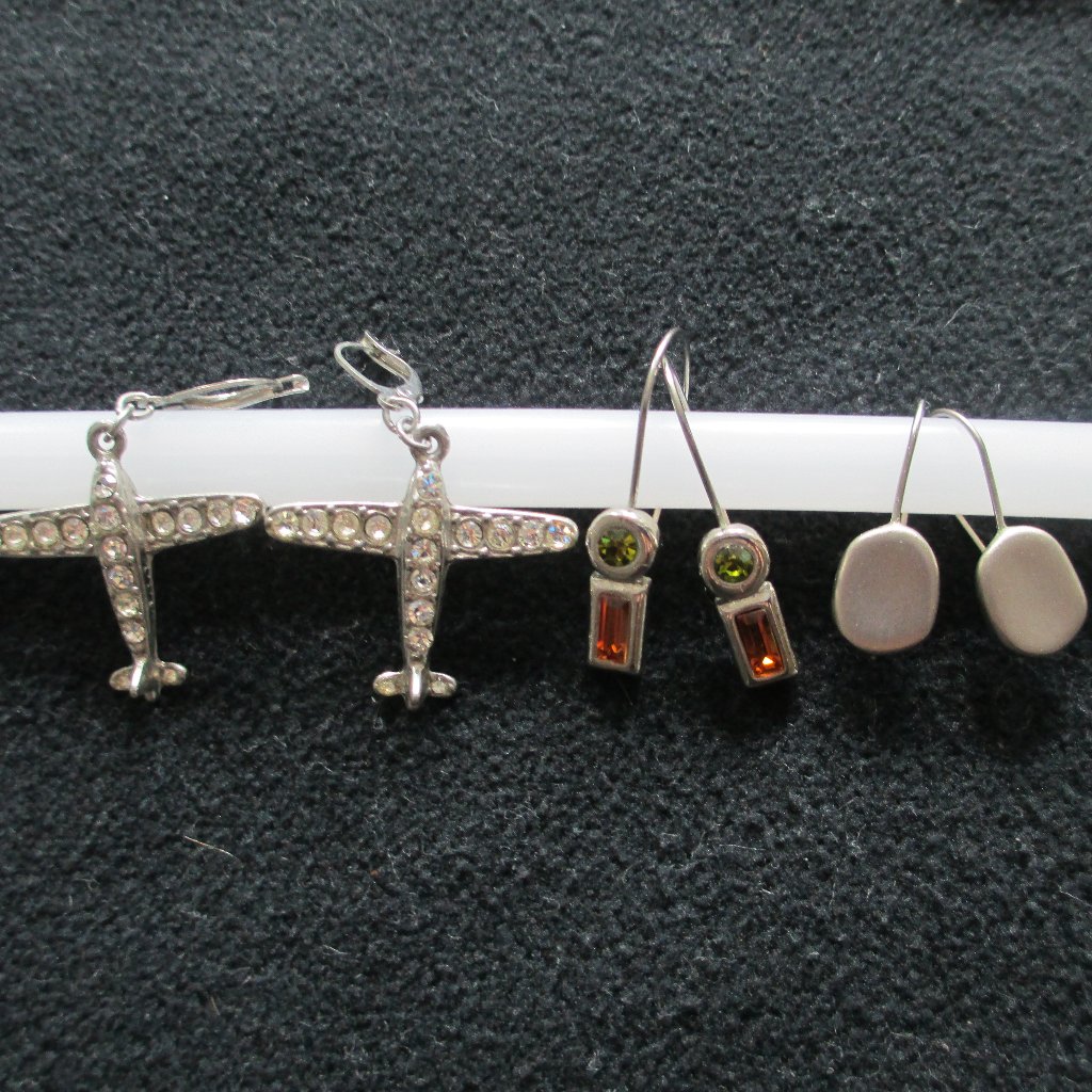 3 Pairs Vintage Silver Tone Earrings 10$
